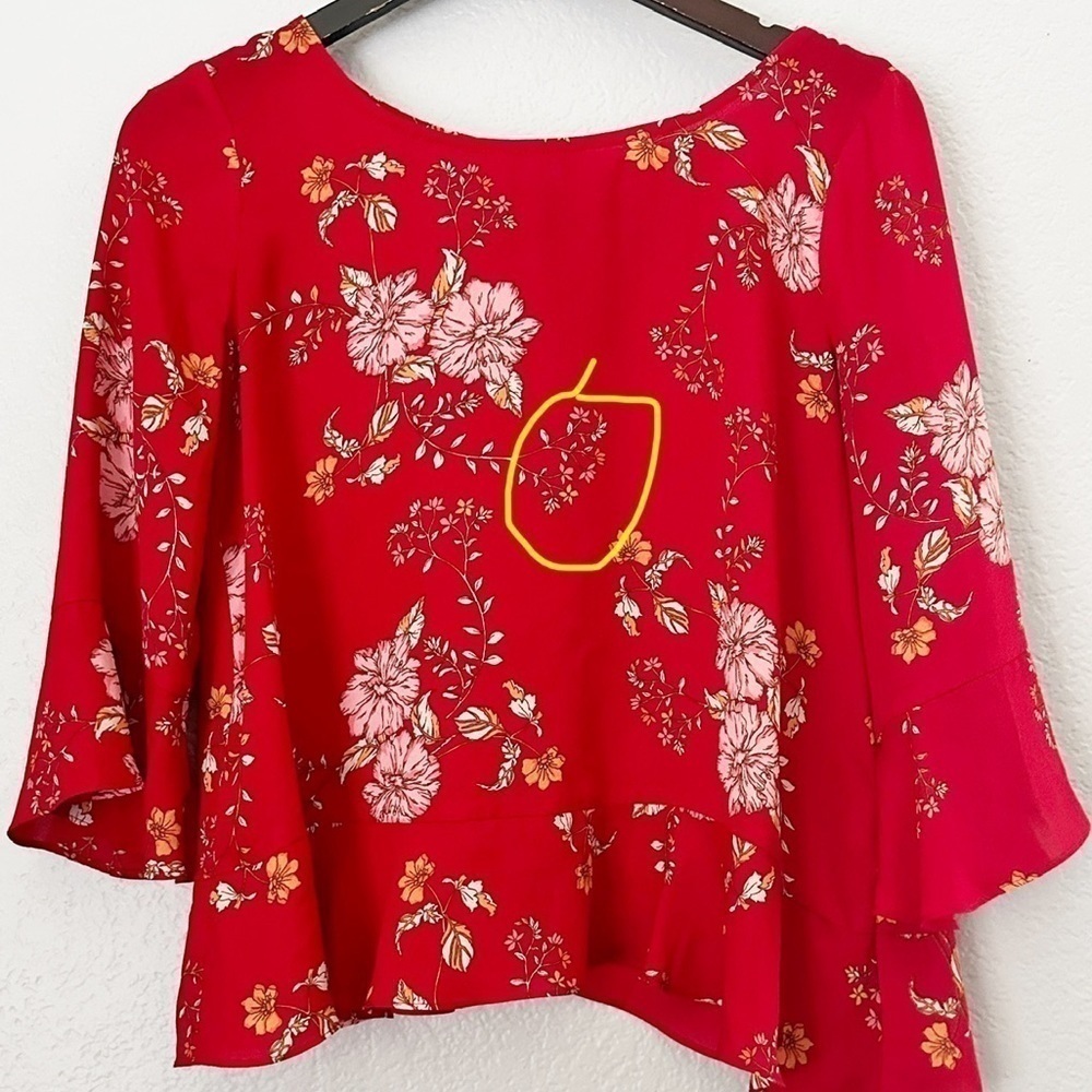BB DAKOTA Red Bloom With A View Blouse - Picture 6 of 7